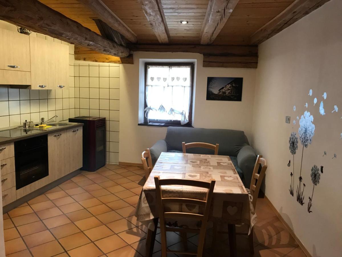 Ferienwohnung Casa Streberi Castelfondo Exterior foto